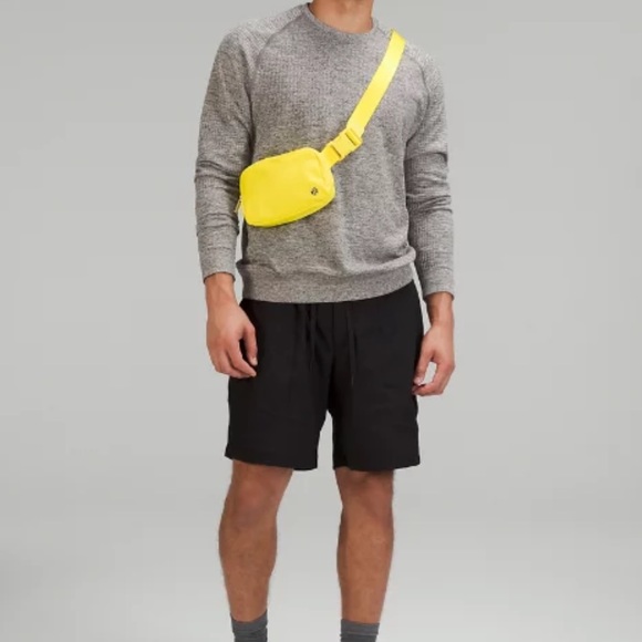 ❤️ Lululemon Sonic Yellow Extended Strap Everywhere Belt Bag NWT - Picture 13 of 13